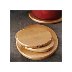 Staub wooden magnetic trivet, 8