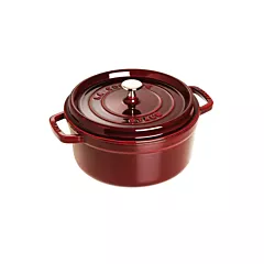 Staub round cocotte, grenadine, 5 qt - 1003979 003/1003979