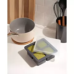 W&P Peak 4 Cube Freezer Tray with Lid, Charcoal