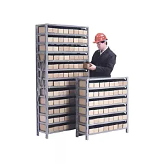 Étagères pour rangement de pièces