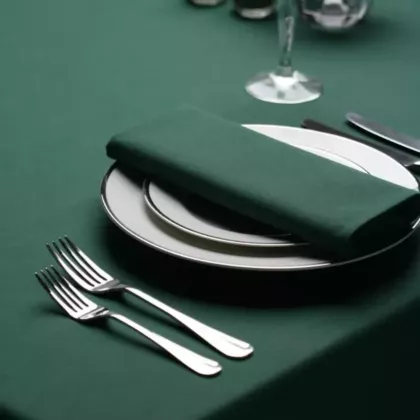 Milliken Signature Plus Table Cloth-Forest Green-120