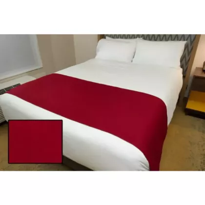 Linen Plus Hospitality Milan Square Bed Runners Cherry-King 25
